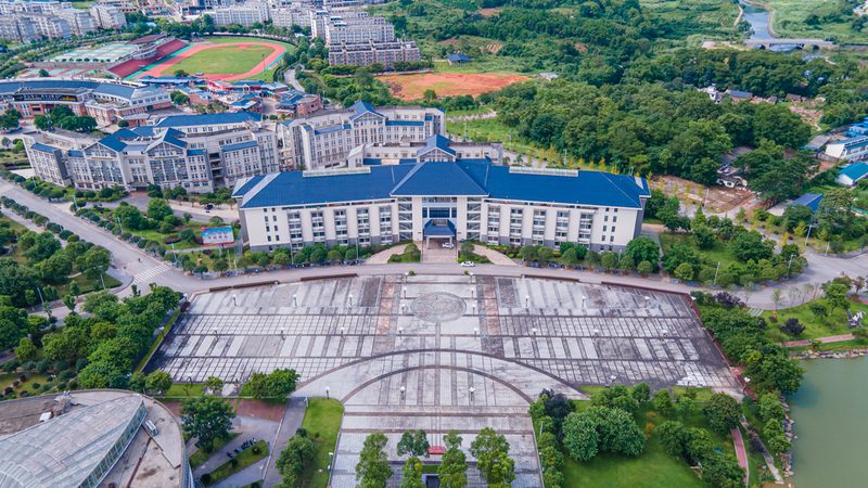 电子科技产品直供厂家：揭秘其优缺点