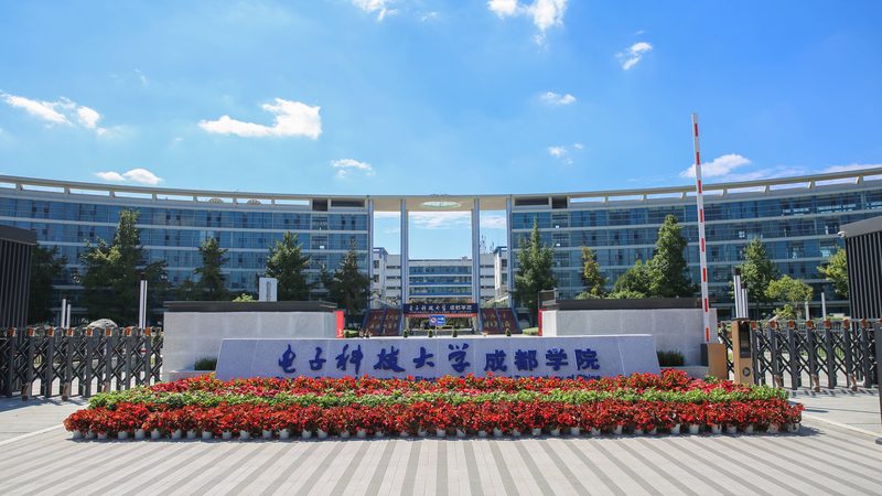 SMT贴片加工：关键注意事项及工艺解析