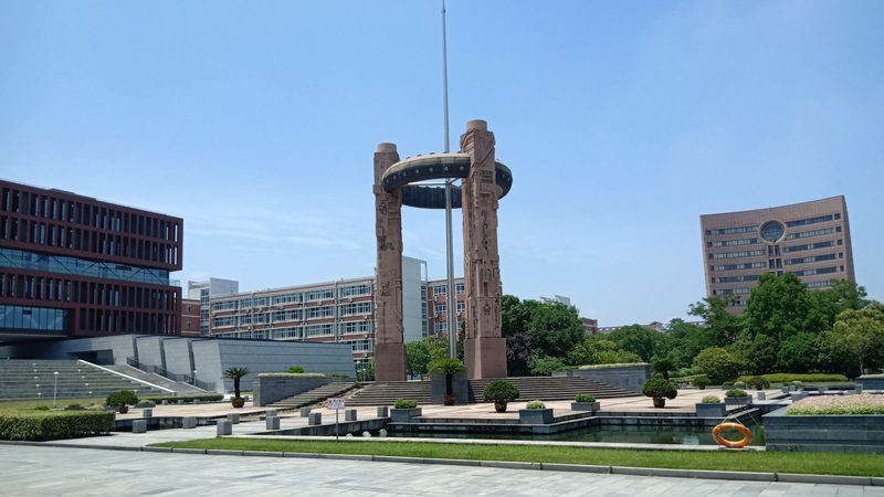 肖特基二极管与普通二极管代换：注意事项与选择要点**