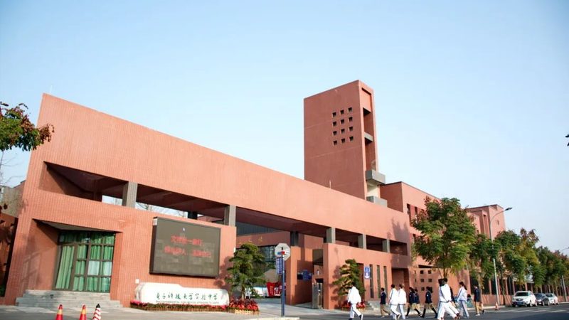 整流二极管型号大全：揭秘快恢复二极管的选型逻辑